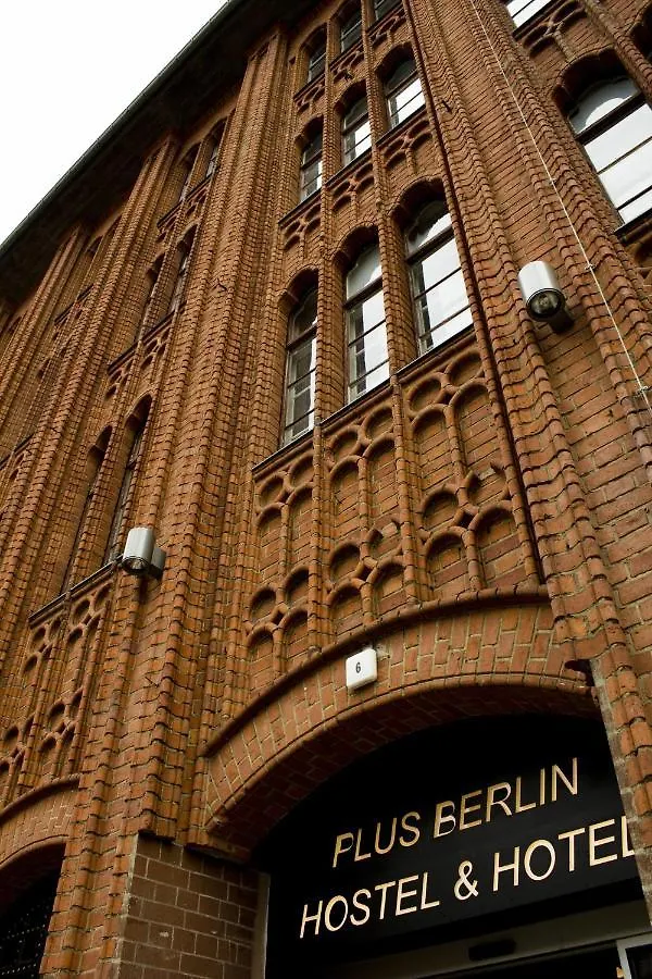 Plus Berlin Hostel Und Hotel Germania