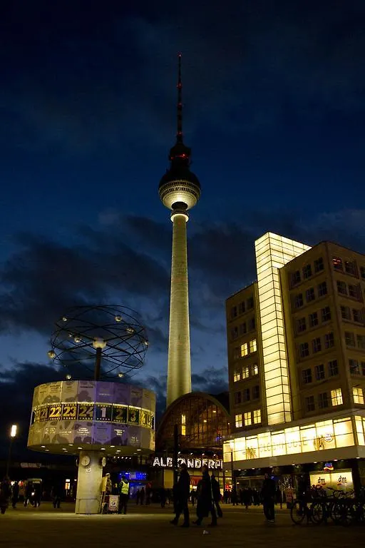 Plus Berlin Hostel Und Hotel